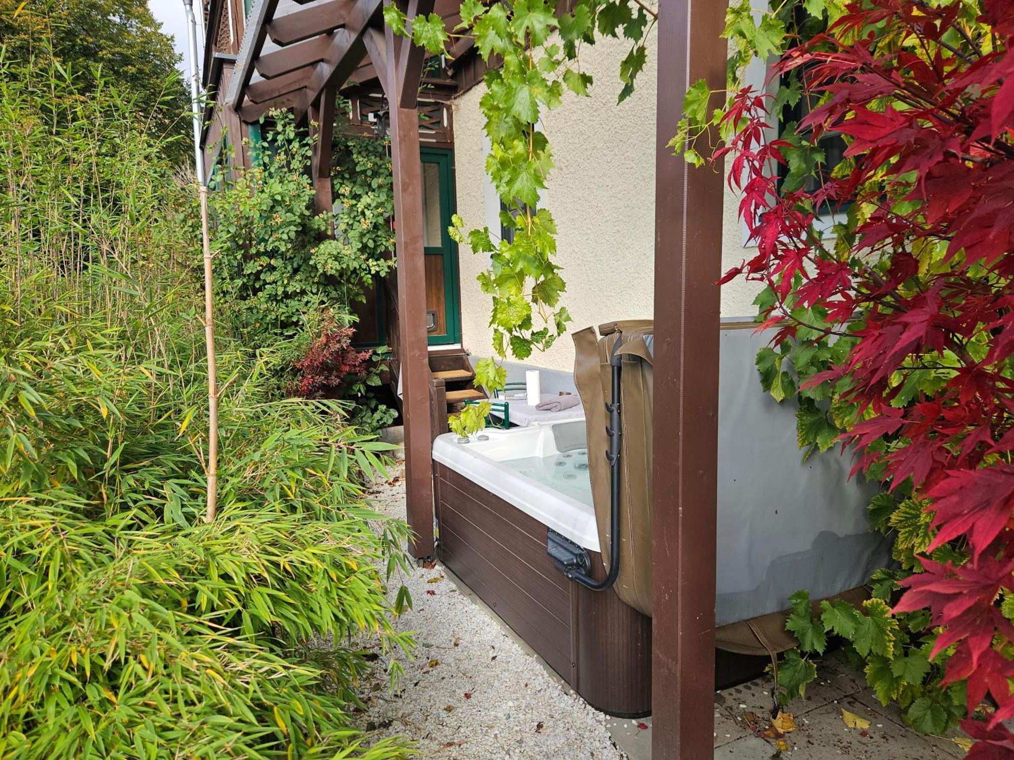 Premium Apartment Mit Privatem Whirlpool, Sauna, Garten Sankt Martin am Grimming Kültér fotó