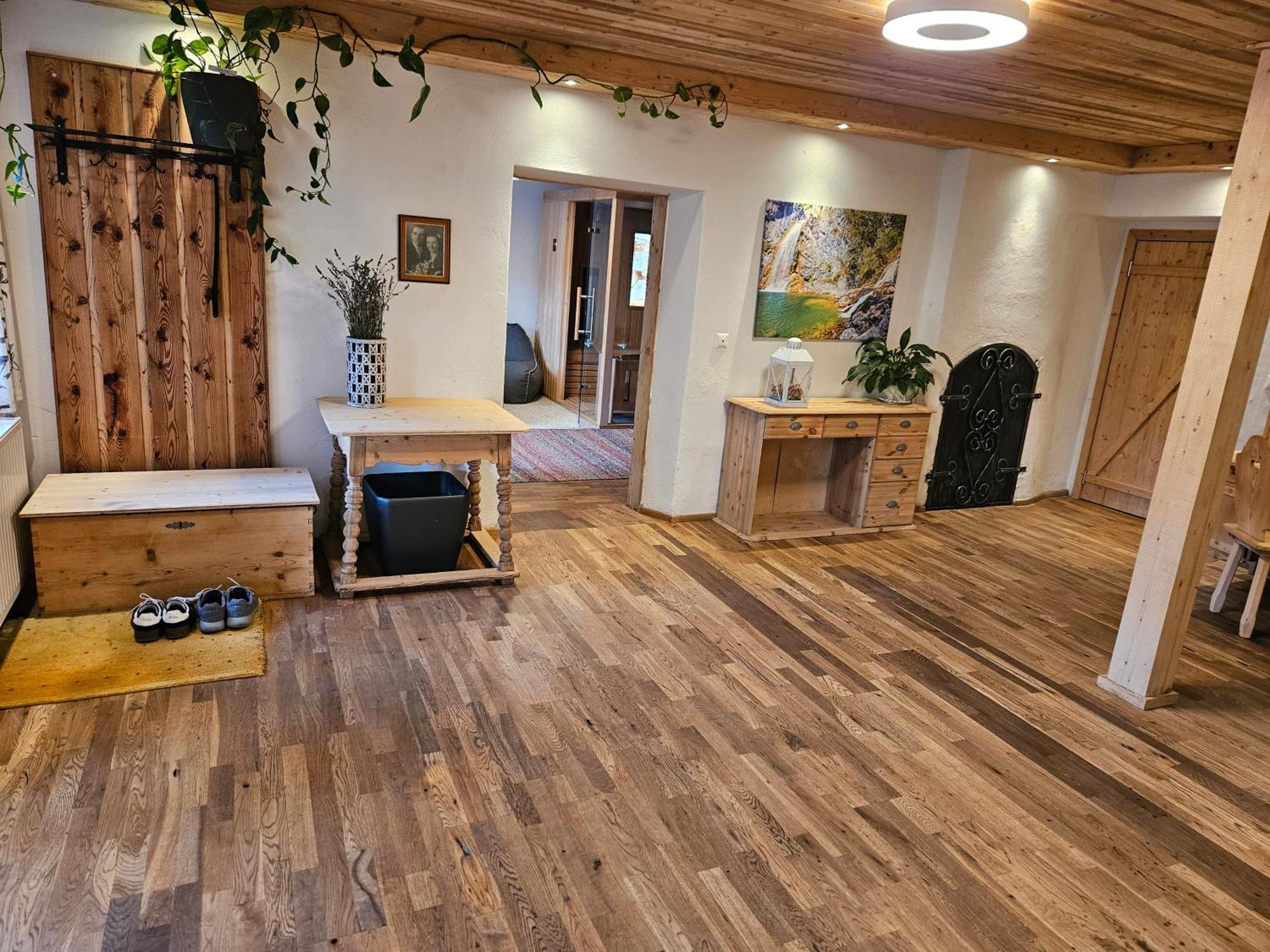 Premium Apartment Mit Privatem Whirlpool, Sauna, Garten Sankt Martin am Grimming Kültér fotó